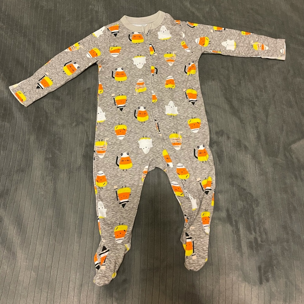 Halloween pj worn once - 6-9 months
